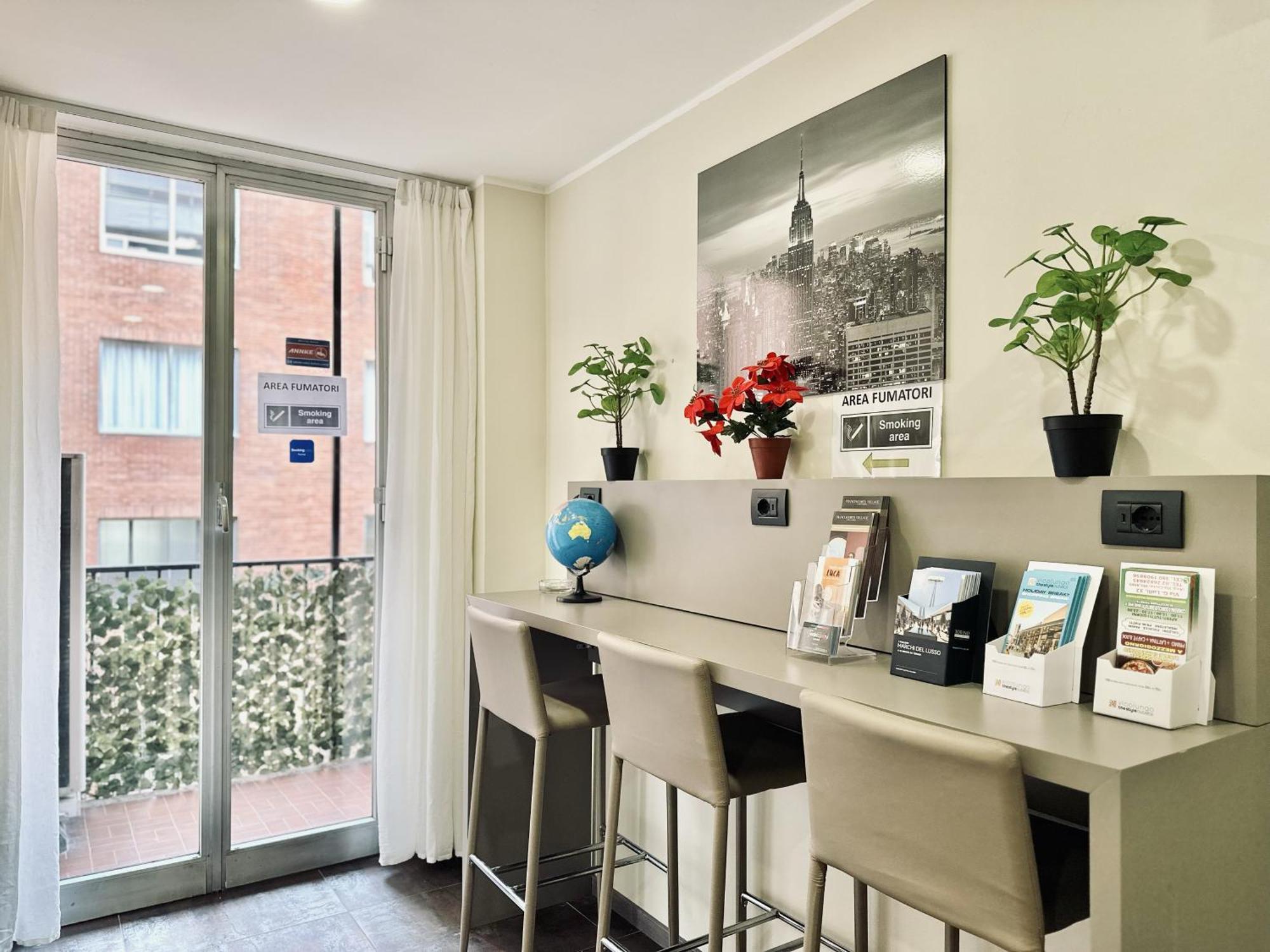 Hotel Giacosa Milan Exterior photo