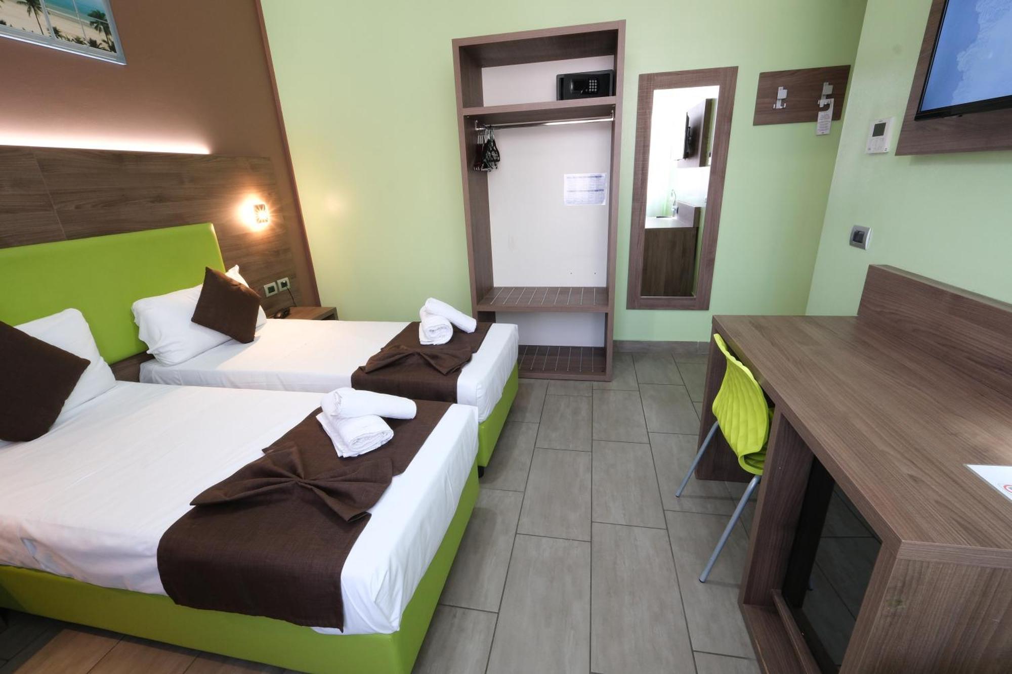 Hotel Giacosa Milan Exterior photo